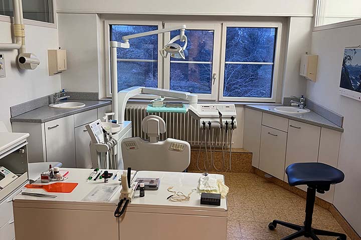 Zahnarztpraxis Lindenhof AG